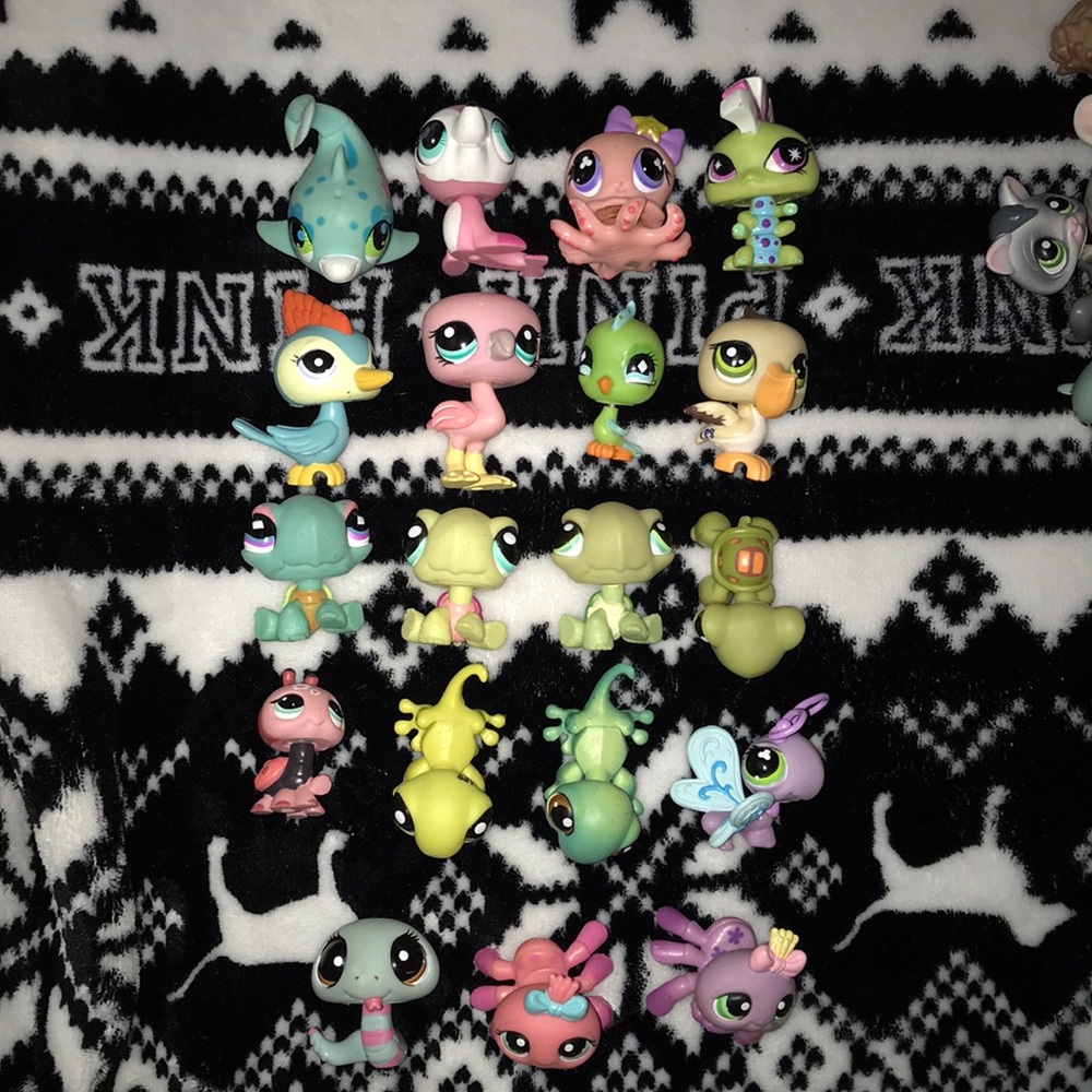 Littlest Pet Shop Bundle